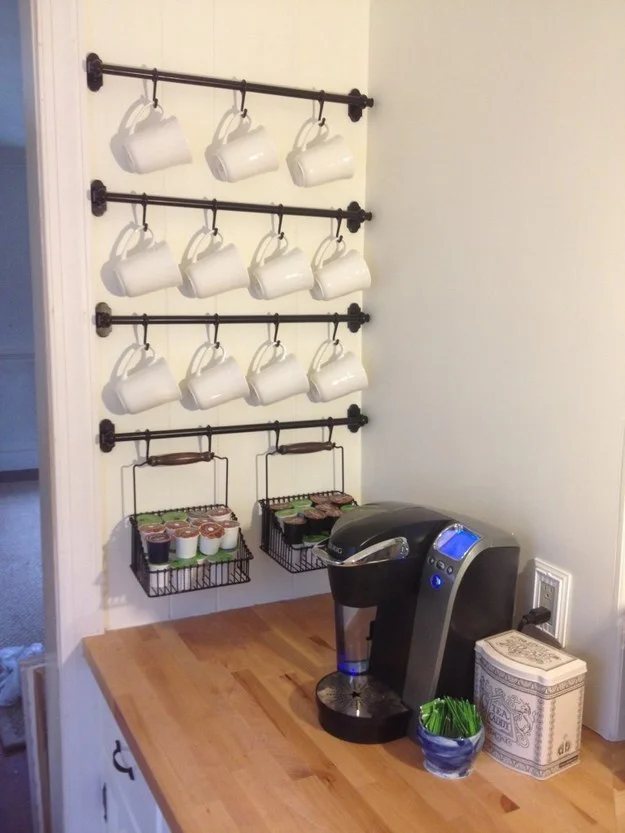 organize-kitchen-mug-rack