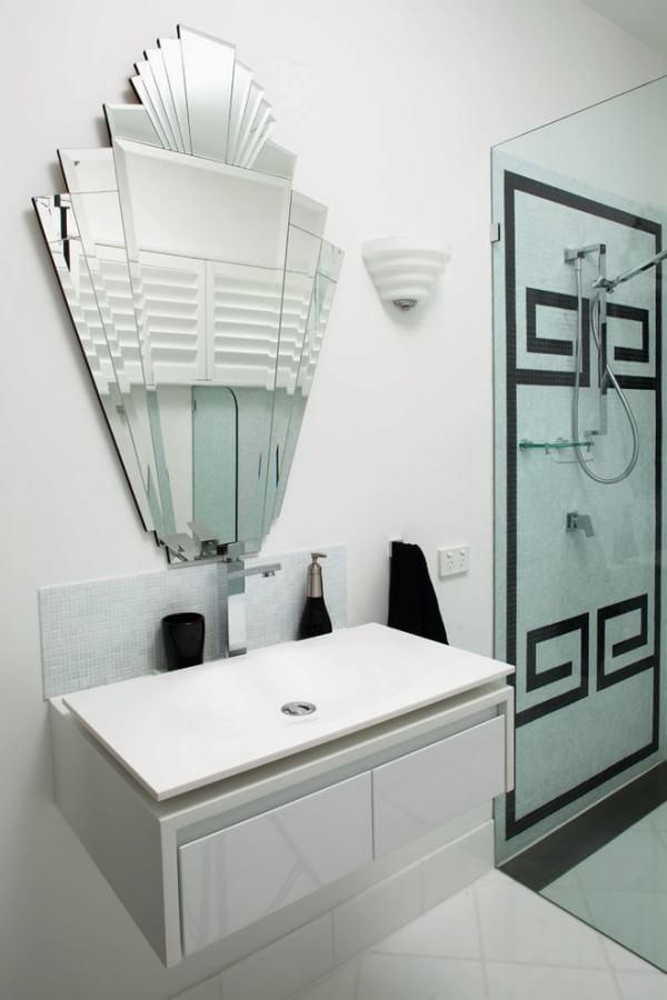 art-deco-bathroom